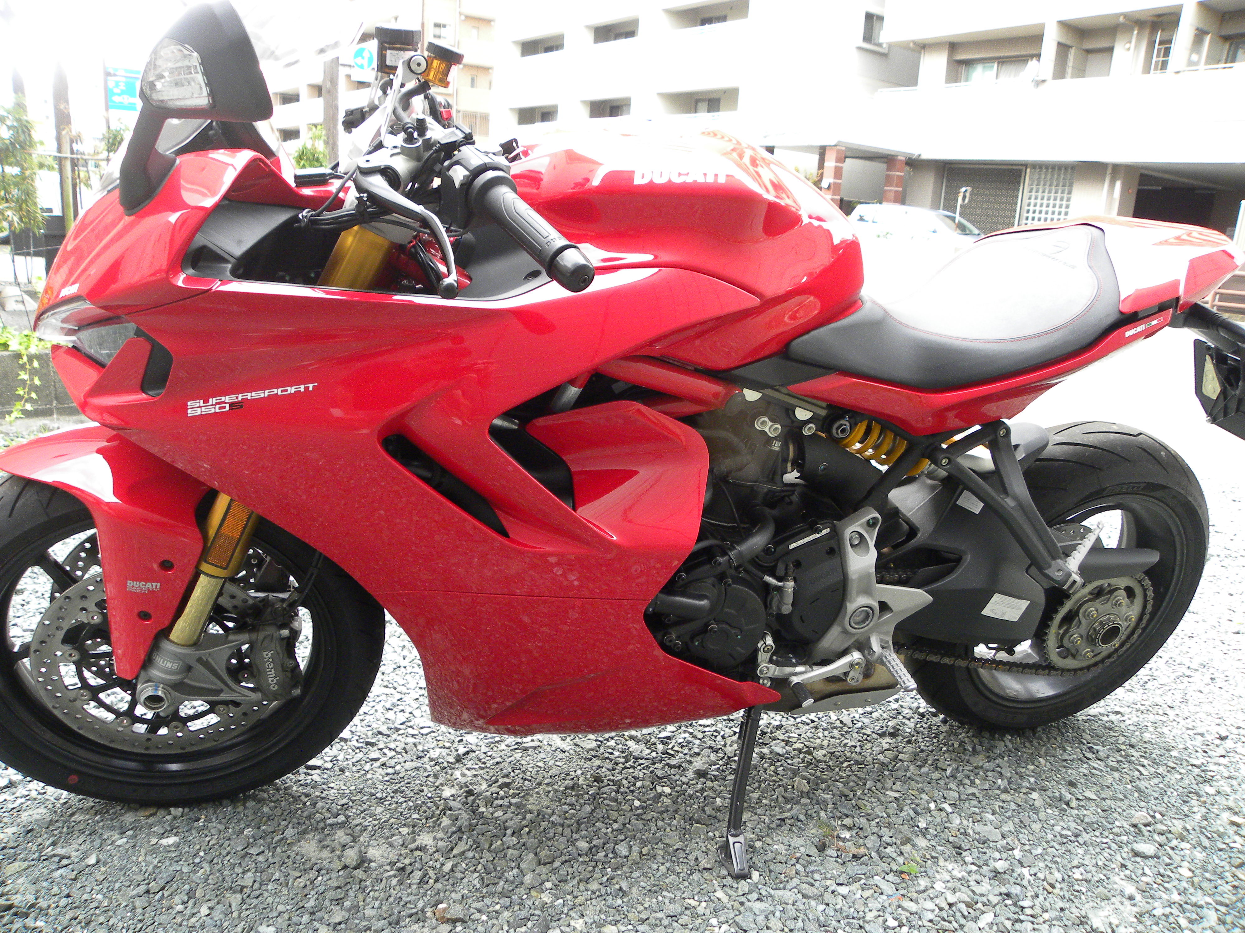 スーパースポーツ950S 写真 3